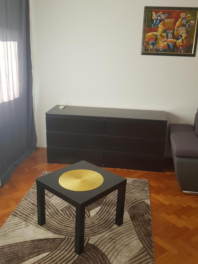 Positivo Apartamento Zagreb Exterior foto